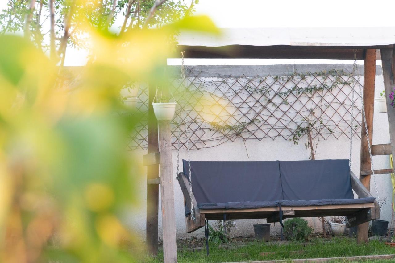 Hotel Casa Dumitrescu Năvodari Esterno foto