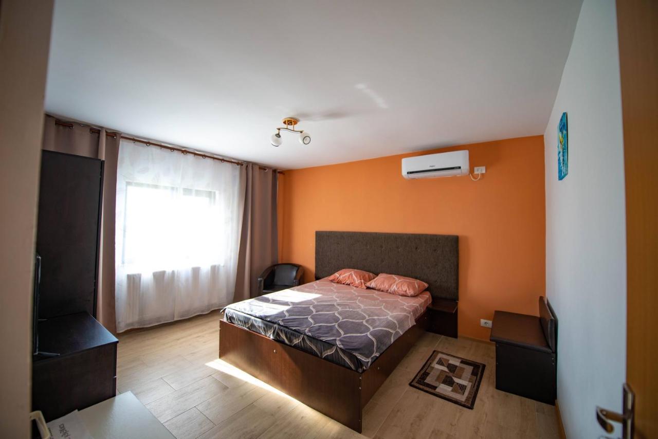 Hotel Casa Dumitrescu Năvodari Esterno foto